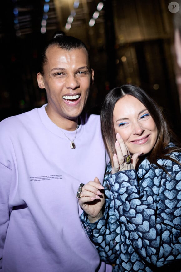 Sa femme Coralie a publié une photo de leur enfant où on le voit de dos
Stromae avec sa femme Coralie Barbier en backstage de la 38ème cérémonie des Victoires de la musique à la Seine musicale de Boulogne-Billancourt, France, le 10 février 2023. © Moreau-Veren/Bestimage 