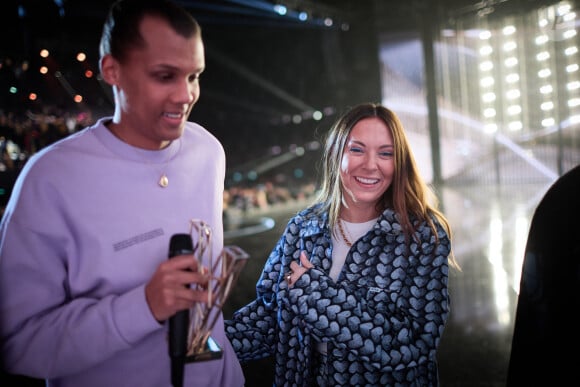 Le chanteur Stromae et sa femme Coralie Barbier en backstage de la 38ème cérémonie des Victoires de la musique à la Seine musicale de Boulogne-Billancourt, France, le 10 février 2023. © Moreau-Veren/Bestimage 