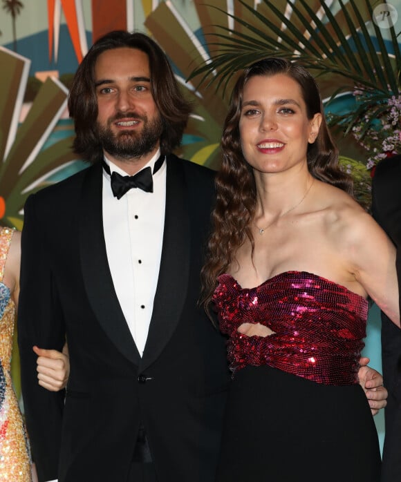 Charlotte Casiraghi et Dimitri Rassam - 65ème édition du Bal de la Rose donné au profit de la Fondation Princesse Grace sur le thème de la Riviera, une idée de K. Lagerfeld, à la Salle des Etoiles du Sporting Monte-Carlo à Monaco, le 30 mars 2019. © Jean-Charles Vinaj / Pool Monaco / Bestimage 