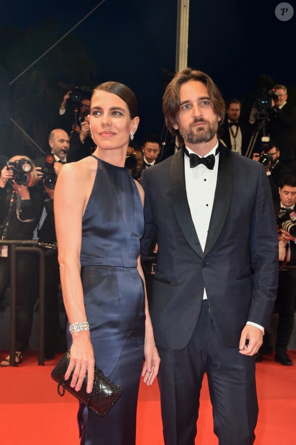 Charlotte Casiraghi et Dimitri Rassam - Montée des marches du film " Frère et Soeur " lors du 75ème Festival International du Film de Cannes. Le 20 mai 2022 © Giancarlo Gorassini / Bestimage 