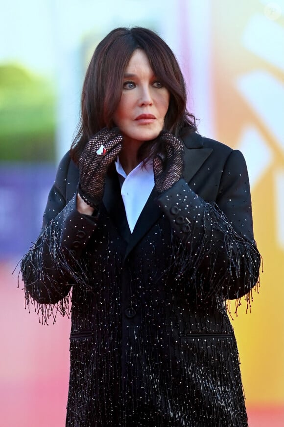 Isabelle Adjani assiste à la cérémonie de remise des prix lors du 50e Festival du cinéma américain de Deauville, le 14 septembre 2024 à Deauville, en France. Photo par Franck Castel/ABACAPRESS.COM