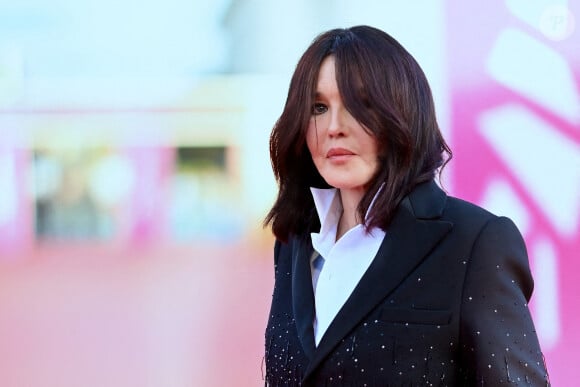 Un moment très émouvant
Isabelle Adjani assiste à la cérémonie de remise des prix lors du 50e Festival du cinéma américain de Deauville, le 14 septembre 2024 à Deauville, en France. Photo par Franck Castel/ABACAPRESS.COM