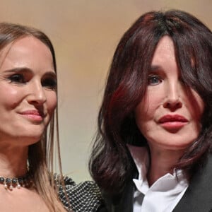 Natalie Portman, Isabelle Adjani assistant à la cérémonie de clôture du 50e Festival du cinéma américain à Deauville, France, le 14 septembre 2024. Photo par Julien Reynaud/APS-Medias/ABACAPRESS.COM