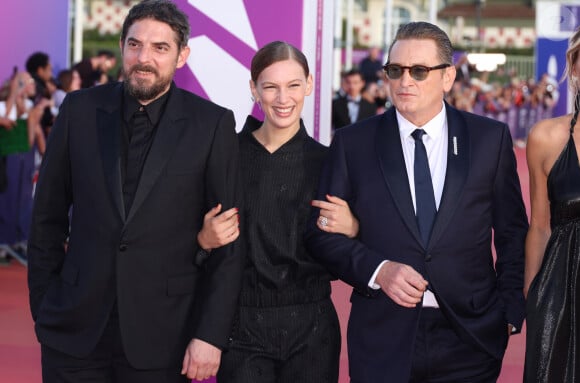 Damien Bonnard, Lou Lampros, Benoit Magimel - Arrivées à la cérémonie de clôture de la 50ème édition du Festival du Cinéma américain à Deauville. Le 14 septembre 2024 © Denis Guignebourg / Bestimage  Arrivals at the closing ceremony of the 50th Deauville American Film Festival. on September 14th 2024 