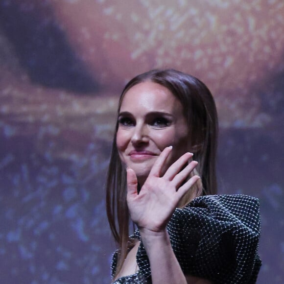 Natalie Portman (Deauville Talent Award) - Cérémonie de clôture de la 50ème édition du Festival du Cinéma américain à Deauville. Le 14 septembre 2024 © Denis Guignebourg / Bestimage  Closing ceremony of the 50th Deauville American Film Festival. on September 14th 2024 