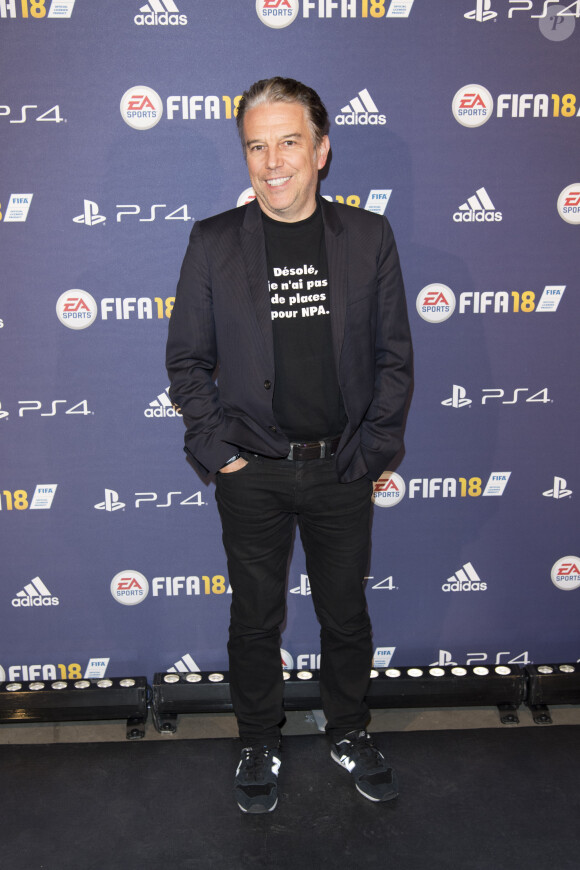 Philippe Vandel - Lancement du jeu vidéo de football FIFA 18 (FIFA 2018) à l'établissement public de coopération culturelle parisien "CentQuatre" à Paris, France, le 25 septembre 2017. © Pierre Perusseau/Bestimage 