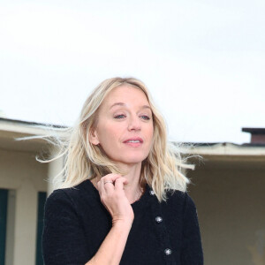 Ludivine Sagnier lors du photocall du Jury lors de la 50ème edition du Festival du Cinema Américain de Deauville, France, le 9 septembre 2024. © Denis Guignebourg/BestImage 