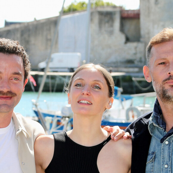 Guillaume Gouix, Lucie Debay, Nicolas Duvauchelle - Photocall du film en compétition "Fortune de France" lors de la 26ème Edition du Festival de la Fiction de La Rochelle. Le 13 septembre 2024 © Patrick Bernard / Bestimage