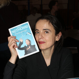 Amélie Nothomb lors de la 41ème Foire du Livre de Brive dans La Halle Brassens, à Brive-la-Gaillarde, France, le 10 novembre 2023. © Jean-Marc Lhomer/Bestimage 