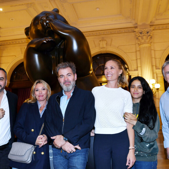 Exclusif - François-Xavier Demaison, Anne Marivin, Clovis Cornillac, Lilou Fogli, Hafsia Herzi, François Cluzet à l'exposition "Douceur animale" de Michel Bassompierre à l'InterContinental Paris - Le Grand le 17 septembre 2024. © Rachid Bellak / Bestimage 