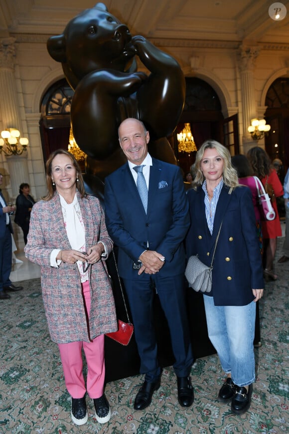 Exclusif - Ségolène Royal, Christophe Laure, directeur général InterContinental Paris - Le Grand, Anne Marivin à l'exposition "Douceur animale" de Michel Bassompierre à l'InterContinental Paris - Le Grand le 17 septembre 2024. © Rachid Bellak / Bestimage 