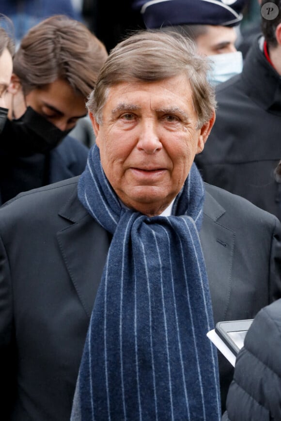 Jean-Pierre Foucault - Obsèques de Jean-Pierre Pernaut en la Basilique Sainte-Clotilde à Paris le 9 mars 2022. © Christophe Clovis / Bestimage