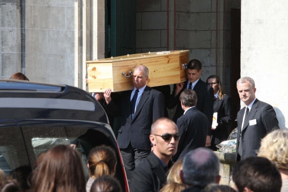 Où est-il passé ?
Obsèques de la Famille Dupont de Ligonnès le 28 avril 2011 en l'église Saint Felix. © Gwendoline Le Goff / Panoramic / Bestimage