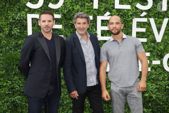 Pour l'heure, il ne s'est pas exprimé
Jeremy Banster, Fred Bianconi et Moïse Santamaria au photocall de "Un si grand soleil" - Photocalls lors du 59ème festival de la Télévision de Monte-Carlo à Monaco, le 15 juin 2019. © Denis Guignebourg/Bestimage 