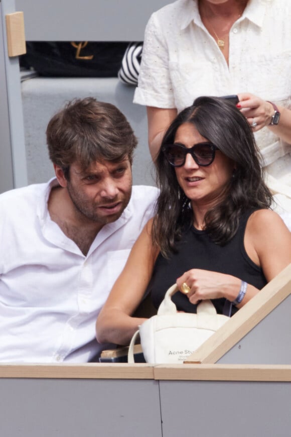 Agathe Lambret et Benjamin Duhamel - Célébrités dans les tribunes de la finale Dames des Internationaux de Tennis de Roland Garros à Paris le 8 juin 2024. © Jacovides-Moreau/Bestimage