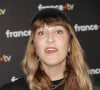 Enfin, la directrice "stylisme et costumes" de la cérémonie, Daphné Bürki, était à l'antenne
 
Daphné Bürki au photocall de la conférence de presse de rentrée de France Télévisions à Paris, France, le 4 septembre 2024. © Coadic Guirec/Bestimage