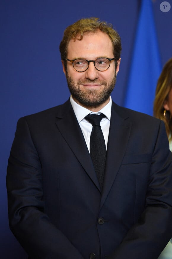 Antoine Armand, Ministre de l’Économie, des Finances et de la Souveraineté industrielle et numérique lors de la cérémonie de passation de pouvoir au ministère de l'économie à Paris le 22 septembre 2024. © Lionel Urman / Panoramic / Bestimage 