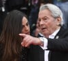 Anouchka Delon a partagé une photo lourde de sens quelques semaines après la mort de son père Alain Delon
Alain Delon et sa fille Anouchka Delon - Montée des marches du film "A Hidden Life" lors du 72ème Festival International du Film de Cannes