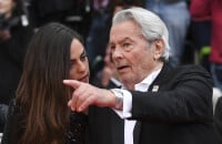 Anouchka Delon dévoile une image de son père avec l'une de ses ex : une photo qui a une signification particulière