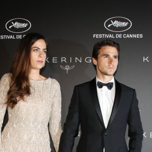 Anouchka Delon et son compagnon Julien Dereims - Photocall de la soirée Kering "Women In Motion Awards", Place de la Castre, lors du 72ème Festival International du Film de Cannes. Le 19 mai 2019 © Denis Guignebourg / Bestimage