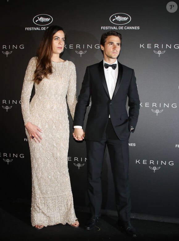 Anouchka Delon et son compagnon Julien Dereims - Photocall de la soirée Kering "Women In Motion Awards", Place de la Castre, lors du 72ème Festival International du Film de Cannes. Le 19 mai 2019 © Denis Guignebourg / Bestimage