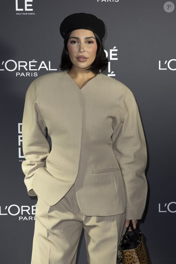 D'autres célébrités telles que Bethenny Frankel, Viola Davis et Camila Cabello ont également participé à ce défilé glamour
Sanaa El Mahalli au photocall du défilé "Walk Your Worth" de L'Oréal devant l'Opéra Garnier lors de la fashion week PAP femme printemps/été 2025 à Paris le 23 septembre 2024. © Olivier Borde / Bestimage 