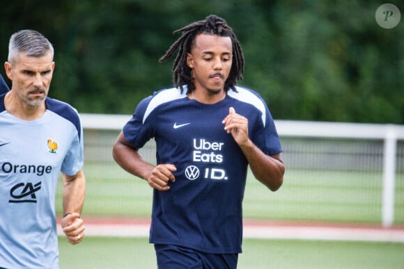 Jules Koundé - Entraînement de l'équipe de France de football à Clairefontaine le 2 septembre 2024. 