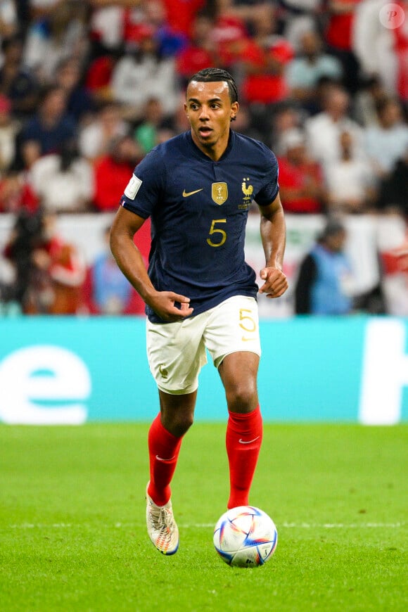 Koundé Jules (FRA) au match de football de quart de finale opposant la France à l'Angleterre lors de la coupe du Monde (FIFA 2022) au stade Al Bayt à Al Khor au Qatar, le 10 décembre 2022. La France a gagné 2-1. © Jean-Baptiste Autissier/Panoramic/Bestimage 