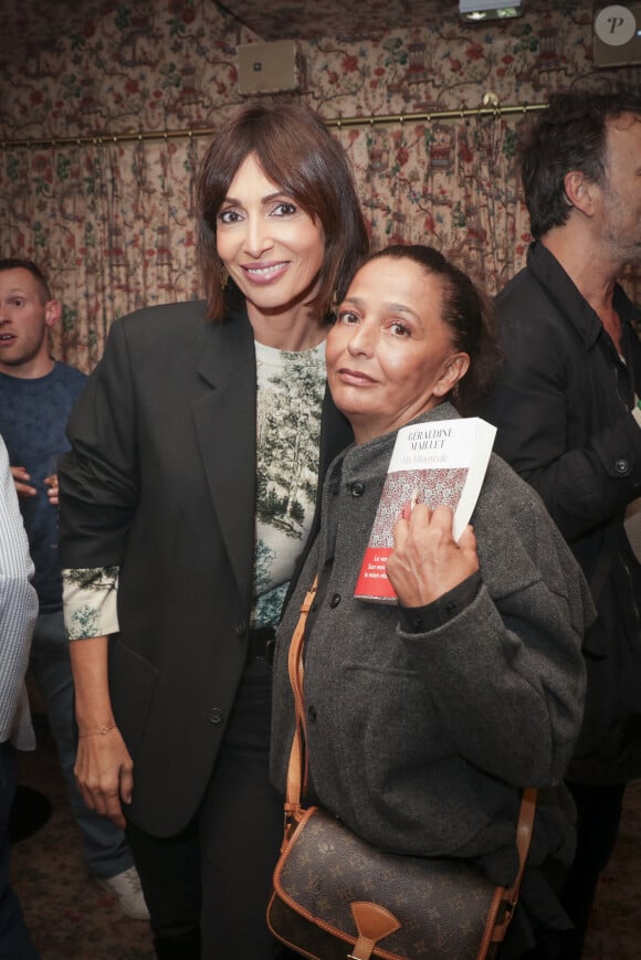 Exclusif - Géraldine Maillet, Soraya Meziane - Séance de dédicace du nouveau livre de Géraldine Maillet "Ma Minuscule" qui raconte la découverte de la maladie d'Alzheimer de sa grand-mère maternelle, pour ses amis, (avant la sortie en librairie le 25 septembre) au Marta (le bar du Fouquet's) à Paris le 24 septembre 2024. © Jack Tribeca / Bestimage 