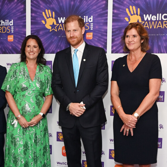 Il assistait ce 30 septembre à la soirée de l'association WellChild Awards au cours de laquelle il a retrouvé une personne déjà rencontrée dans le passé
Le prince Harry, duc de Sussex, participe en tant que parrain aux WellChild Awards à Londres, le 30 septembre 2024. Les WellChild Awards récompensent les qualités inspirantes de certains des jeunes gravement malades du pays et le dévouement de ceux qui les maintiennent en bonne santé et heureux, notamment les professionnels de la santé, de l'aide sociale et de l'éducation. Le Prince Harry assiste régulièrement à l'événement annuel organisé par WellChild, l'organisme caritatif national qui fournit un réseau national d'infirmières, des projets de rénovation domiciliaire et des programmes de soutien aux familles. 