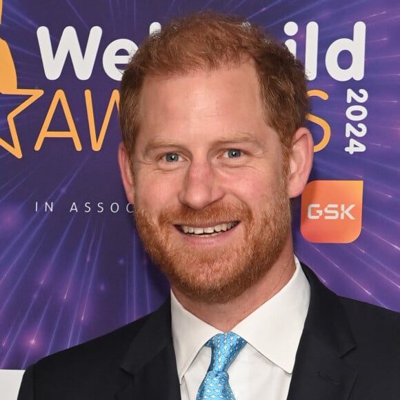 "Moi, j'en ai au moins six !" a-t-il fini par lancer. Pas de doute, Harry est rodé si Lili venait à perdre sa peluche fétiche
Le prince Harry, duc de Sussex, participe en tant que parrain aux WellChild Awards à Londres, le 30 septembre 2024. Les WellChild Awards récompensent les qualités inspirantes de certains des jeunes gravement malades du pays et le dévouement de ceux qui les maintiennent en bonne santé et heureux, notamment les professionnels de la santé, de l'aide sociale et de l'éducation. Le Prince Harry assiste régulièrement à l'événement annuel organisé par WellChild, l'organisme caritatif national qui fournit un réseau national d'infirmières, des projets de rénovation domiciliaire et des programmes de soutien aux familles. 