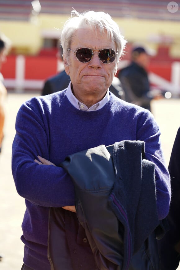 Bernard Tapie à Saintes-Maries-de-la-Mer pour le départ du Tour de la Provence. © Stéphanie Gouiran / Panoramic / Bestimage