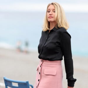 Elle a ouvert avec brio le Festival Cinéroman
Ludivine Sagnier pour le film "Leurs enfants après eux" adapté du roman de Nicolas Mathieu (Prix Goncourt 2018) lors de la 6ème édition du festival Cinéroman à Nice le 30 septembre 2024. Ce festival est dédié aux films adaptés de romans. © Jacovides / Bebert / Bestimage 