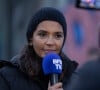 Une photo qui a dû faire réagir ses abonnés
Karine Le Marchand soutient les agriculteurs sur le barrage de l'Autoroute A4 à hauteur de Jossigny en Seine et Marne le 29 Janvier 2024. Comme elle l'avait annoncé la semaine dernière, l'animatrice de l'émission "L'amour est dans le pré", Karine Le Marchand, a amené près de 200 croissants aux agriculteurs sur un barrage sur l'autoroute A4. © Jeremy Melloul - Pierre Perusseau / Bestimage