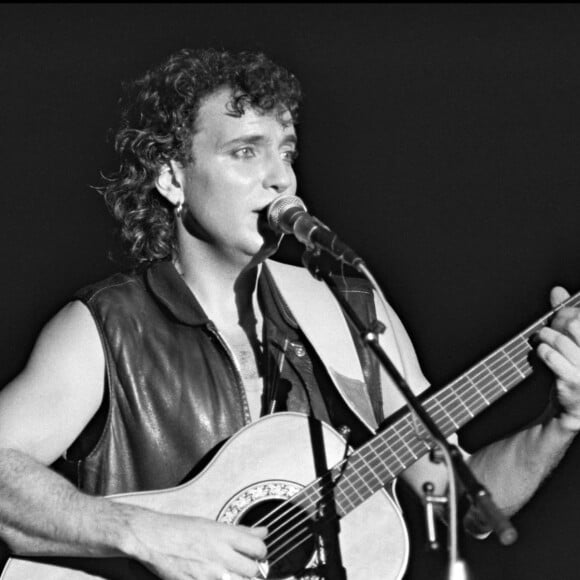 Bernard Lavilliers en concert en 1981.