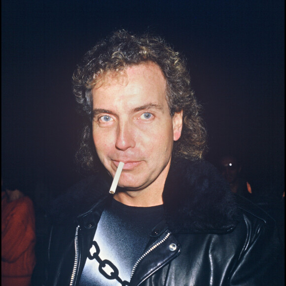 Bernard Lavilliers à la manifestation "Touche pas à mon pote", S.O.S. Racisme, place de la Concorde à Paris en 1985.