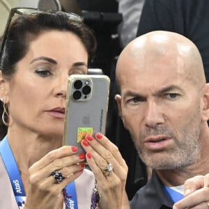 Zinédine Zidane et sa femme Véronique - Les célébrités assistent aux épreuves de Gymnastique artistique féminine, finale du concours général lors des Jeux Olympiques de Paris 2024 (JO) au Palais omnisports Bercy Arena, à Paris, France, le 1er août 20241. © Jacovides-Perusseau/Bestimage