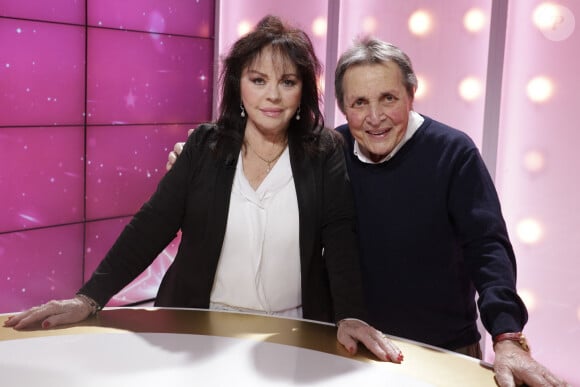 Exclusif - Pascale Petit avec le Producteur Humbert Ibach (Mémé Ibach) - Enregistrement de l'émission "Les Grands du Rire", présentée par B.Montiel et K.Cheryl (I.Morizet), et diffusée le 5 octobre sur C8. Le 18 décembre 2023 © Cédric Perrin / Bestimage 