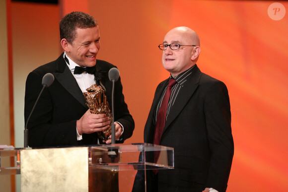 Dany Boon et Michel Blanc lors de la 32ème cérémonie des César qui s'est tenue au Théâtre du Chatelet à Paris, France, le 24 février 2007.