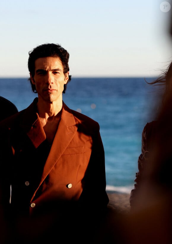 Tahar Rahim au photocall du film "Monsieur Aznavour" dsans le cadre de la 6ème édition du festival Cinéroman, à Nice, France, le 5 Octobre 2024. © Bebert-Jacovides/Bestimage 