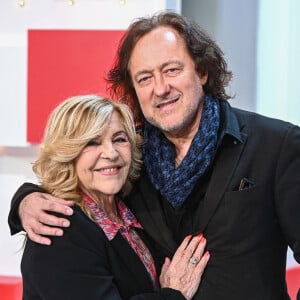 Nicoletta est en couple avec Jean-Christophe Molilnier, producteur de musique
Exclusif - Nicoletta et son mari Jean Christophe Molinier - Enregistrement de l'émission "Vivement dimanche" au studio Gabriel à Paris, présentée par M.Drucker, et diffusée sur France 3. © Guillaume Gaffiot / Bestimage 