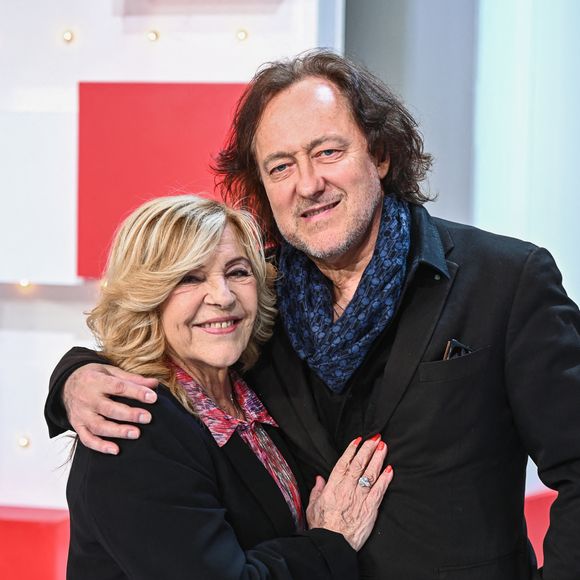 Nicoletta est en couple avec Jean-Christophe Molilnier, producteur de musique
Exclusif - Nicoletta et son mari Jean Christophe Molinier - Enregistrement de l'émission "Vivement dimanche" au studio Gabriel à Paris, présentée par M.Drucker, et diffusée sur France 3. © Guillaume Gaffiot / Bestimage 