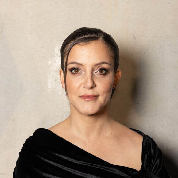 "J'habite dans un 60 m², c'est très bien et on est 3. Je ne te vends pas du rêve", conclut-elle
 
Camille Lellouche - People au défilé de mode Femmes automne-hiver 2024/2025 "Weinsanto" lors de la fashion week de Paris. Le 27 février 2024. © Jérémy Melloul/Bestimage