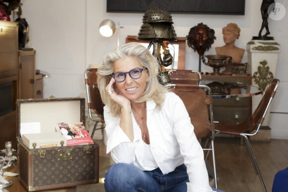 Exclusif - Caroline Margeridon - Rendez-vous avec Caroline Margeridon, dans sa boutique du Marché Biron aux Puces de Saint-Ouen à Paris. © Jack Tribeca / Bestimage