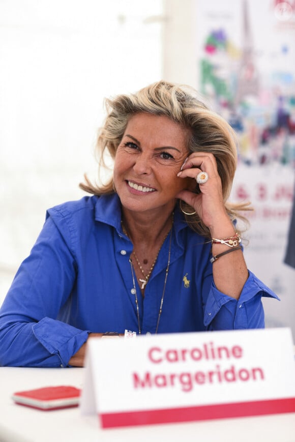 Exclusif - Caroline Margeridon - Festival des Livres et des Artistes organisé par l'association "Lecture pour Tous" engagée dans la lutte contre l'illettrisme au Mail Branly à Paris le 3 juillet 2022. © Pierre Perusseau / Jack Tribeca / Bestimage