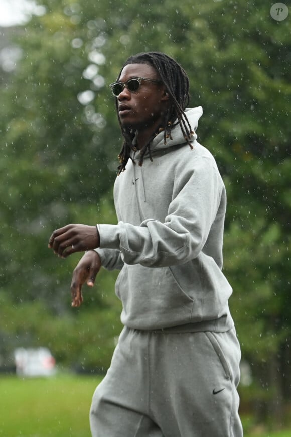 Eduardo Camavinga (France) - Arrivées des joueurs de l'équipe de France de football au centre de formation et centre National du Football de Clairefontaine-en-Yvelines, France, le 7 octobre 2024. © Federico Pestellini/Panoramic/bestimage