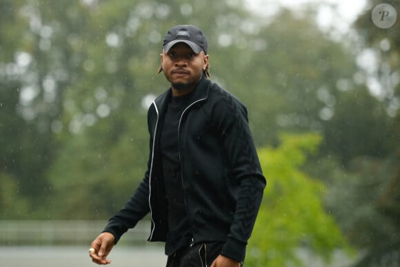 Christopher Nkunku (France) - Arrivées des joueurs de l'équipe de France de football au centre de formation et centre National du Football de Clairefontaine-en-Yvelines, France, le 7 octobre 2024. © Federico Pestellini/Panoramic/bestimage