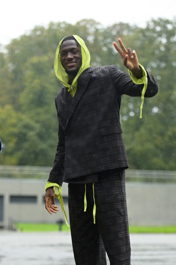 Ibrahima Konaté (France) - Arrivées des joueurs de l'équipe de France de football au centre de formation et centre National du Football de Clairefontaine-en-Yvelines, France, le 7 octobre 2024. © Federico Pestellini/Panoramic/bestimage