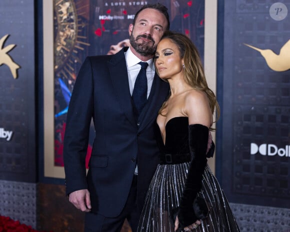 "Des différends irréconciliables" ont simplement été évoqués. 
Jennifer Lopez, Ben Affleck assistent à la première à Los Angeles du film Amazon MGM Studios' This Is Me...Now : A Love Story Los Angeles Premiere au Dolby Theatre à Hollywood, Los Angeles, CA, USA le mardi 13 février 2024. Photo par Ryan Hartford/INSTARimages/ABACAPRESS.COM