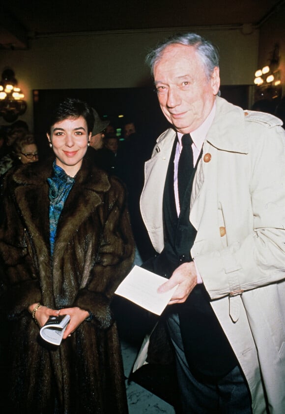 Yves Montand et sa femme Carole Amiel.